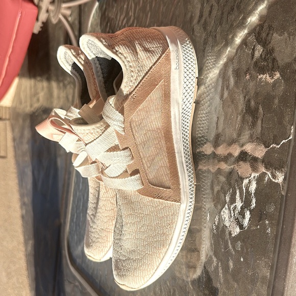 Adidas- Bounce Edge Lux RUNNING SHOES Size9 Medium DUSTY PINK/CREAM w/White Sole - Picture 8 of 11
